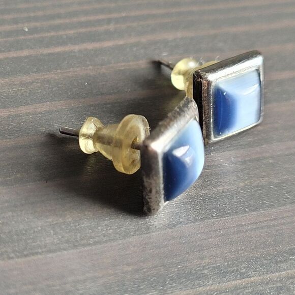 🤸♀️3 for 12🤸♂️ Rustic Vintage Stone Stud Earrings - Picture 2 of 3